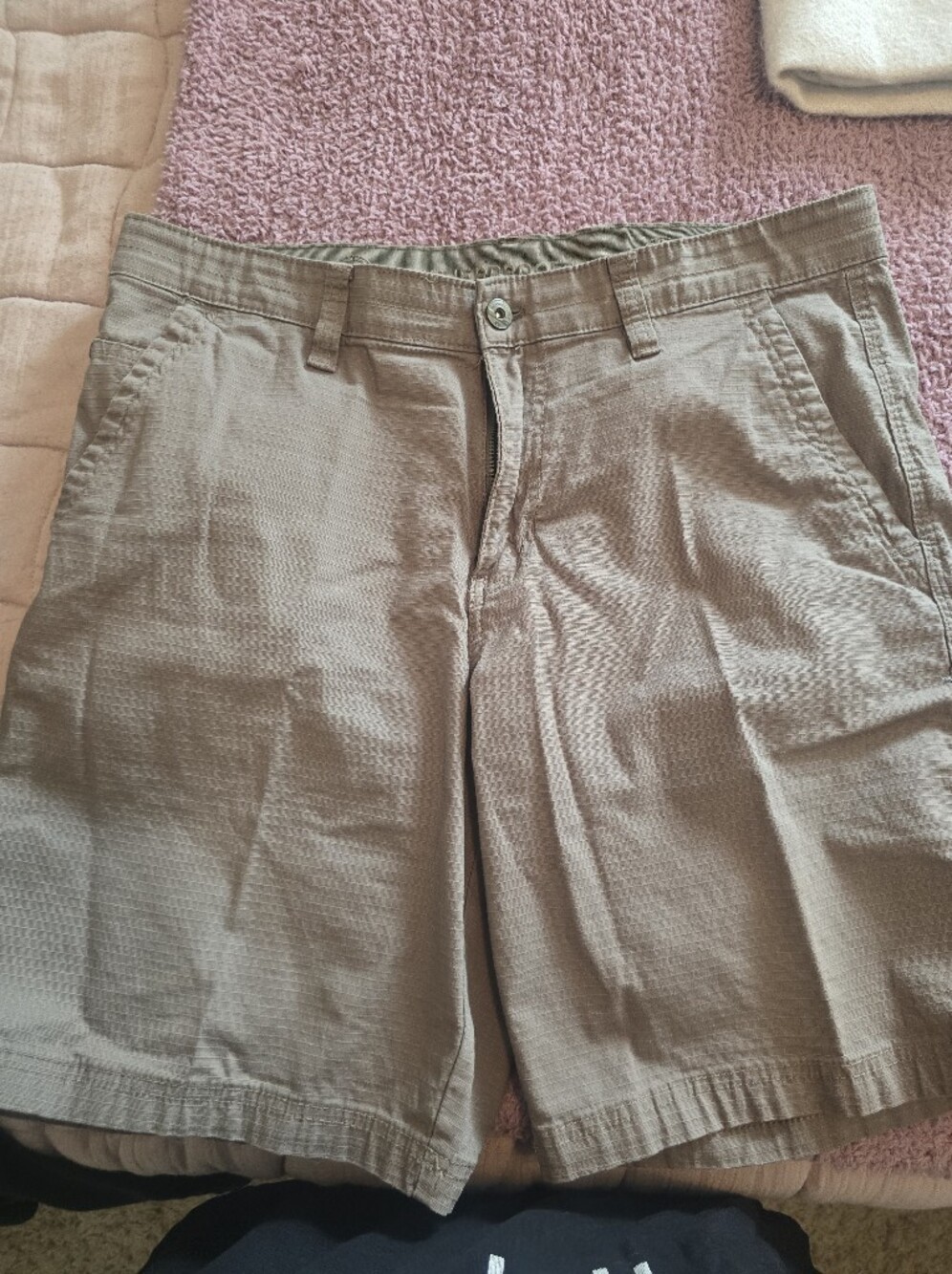 Weatherproof Vintage Men’s Khaki Shorts - Durable Tan Casual Trousers Size 34